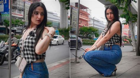 Social Media Star Sassy Poonam Makes Bollywood Debut, .